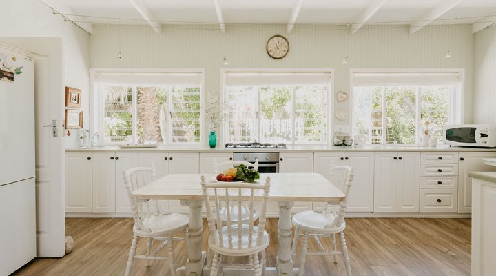 Guinea Fowl House B & B