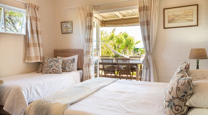 Guinea Fowl House B & B