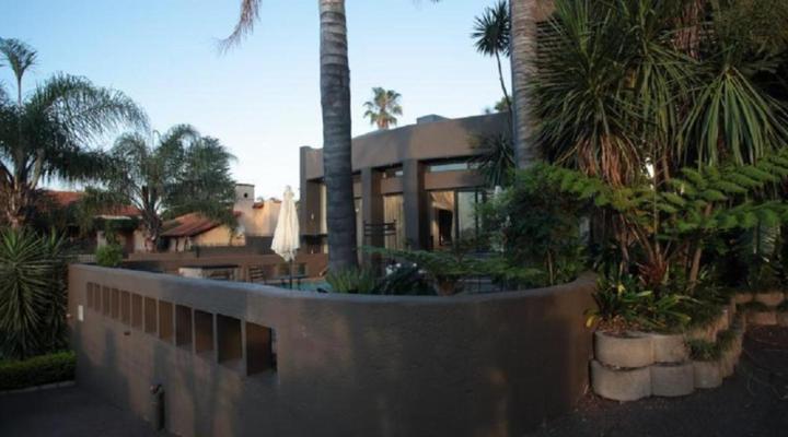 Absolut Guest Boutique