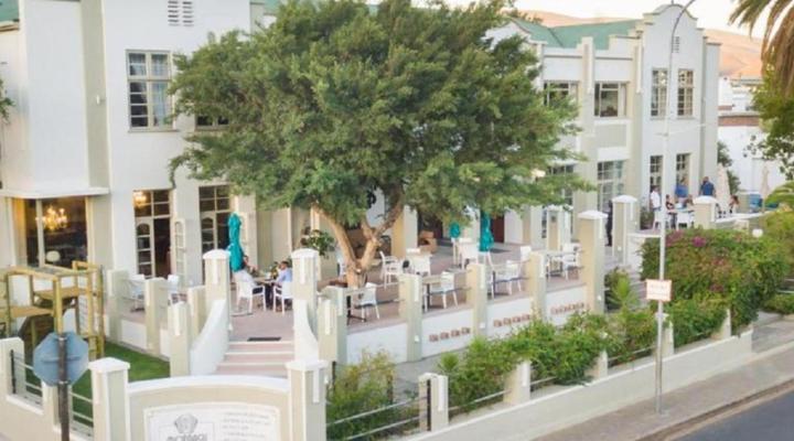 Montagu Country Hotel