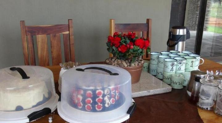 Africa Awaits Lodge & Safaris