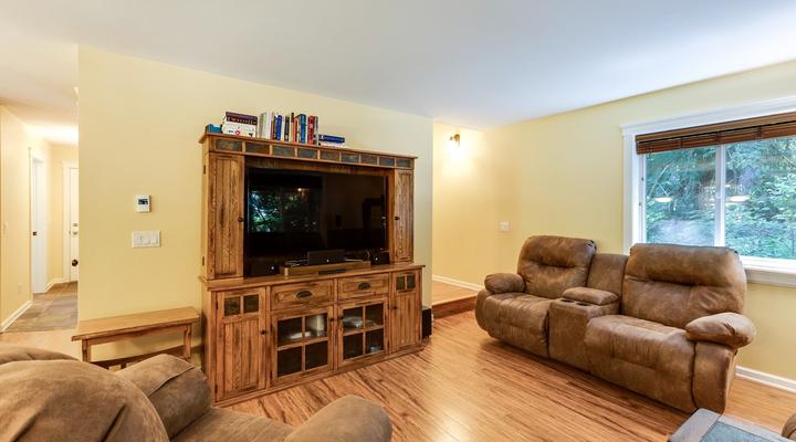 #22 Mt Baker Rim Cabin