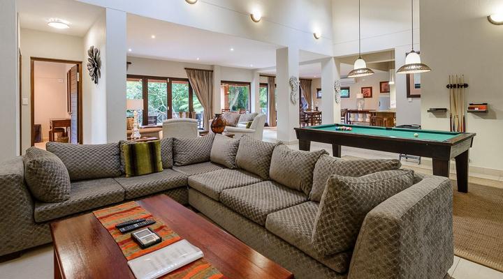 San Lameer Villa 403 - 4 Bedroom Luxury