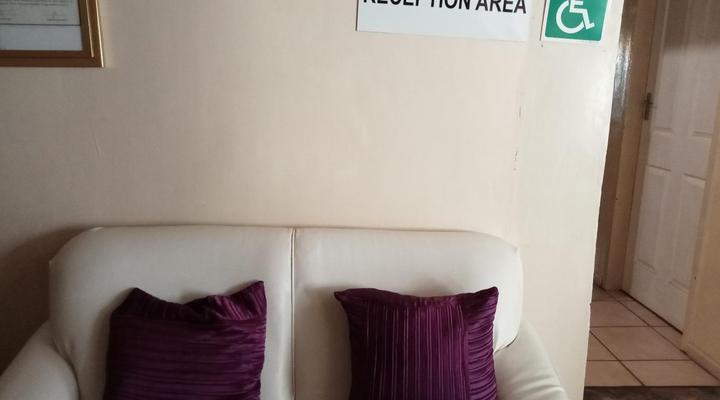 Diphororo Guesthouse