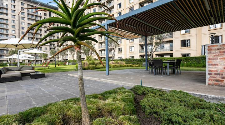 RAD STAYS - 60 Westpoint 89 Grayston