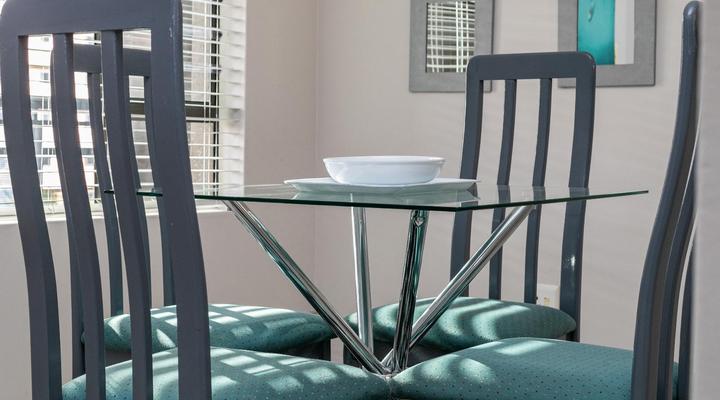 RAD STAYS - 60 Westpoint 89 Grayston