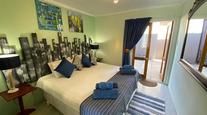 Savannah Game and River Retreat