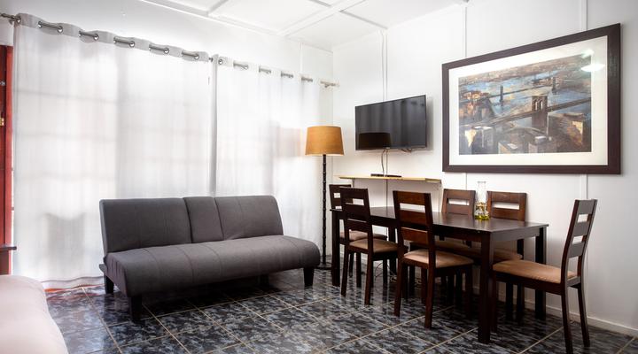 Angela's Guest Lodge