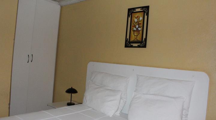 Nayang Lorato Guest House