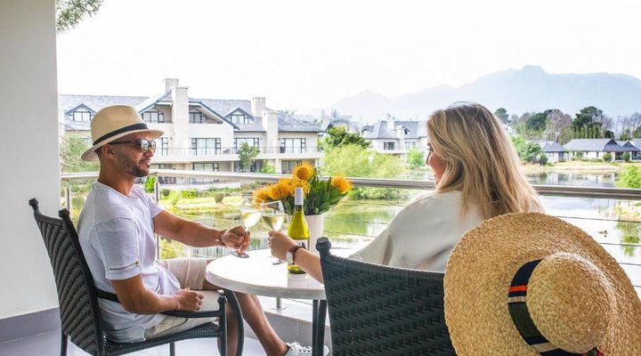 Pearl Valley Hotel by Mantis