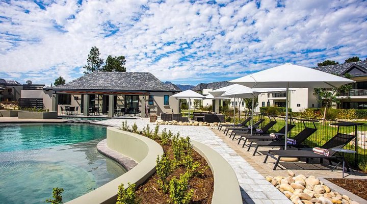 Pearl Valley Hotel by Mantis