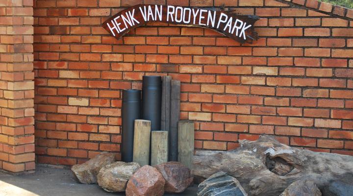 Henk van Rooyen Park
