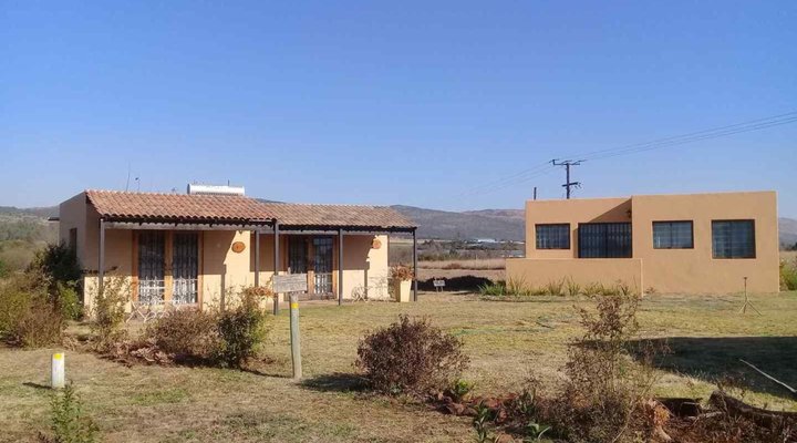 Ixopix Earth and Sky Cottages