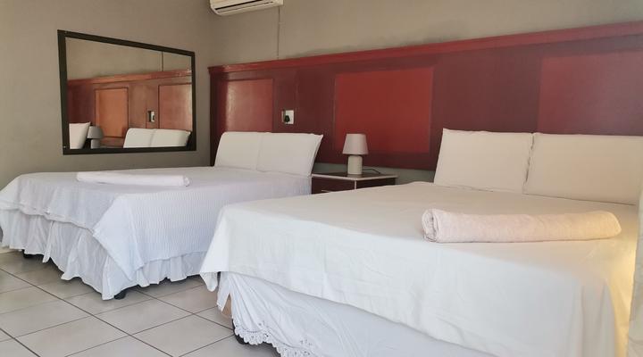 Kgakgamela Road Lodge