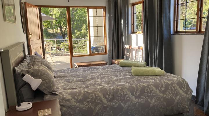 Tranquil Sleeping Guest Cottage