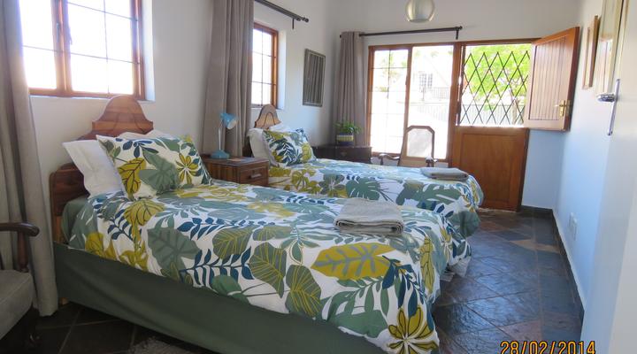 Tranquil Sleeping Guest Cottage