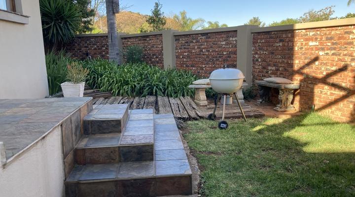 Tranquil Sleeping Guest Cottage