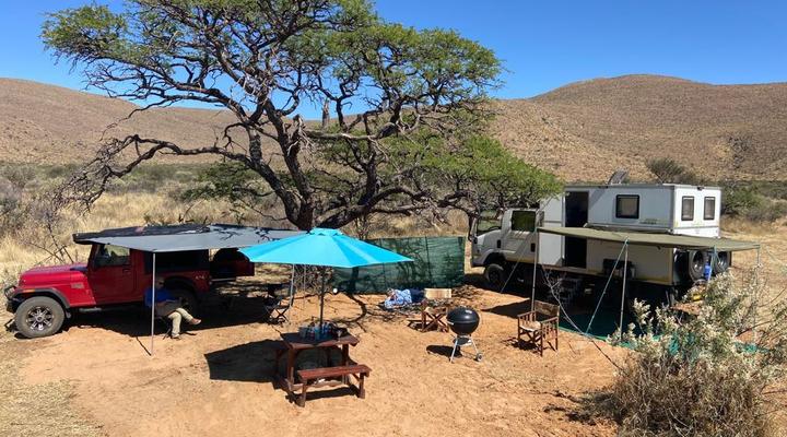 27 Degrees South Safaris