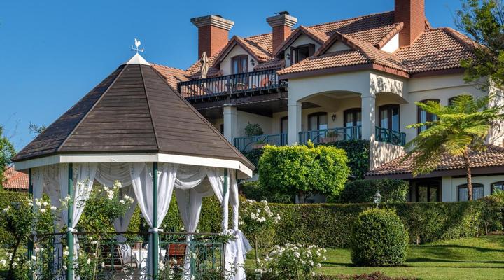 Olivers Restaurant, Lodge and Wellness Centre