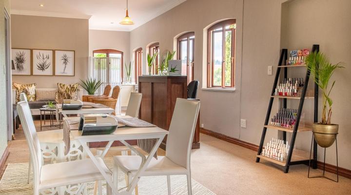 Olivers Restaurant, Lodge and Wellness Centre