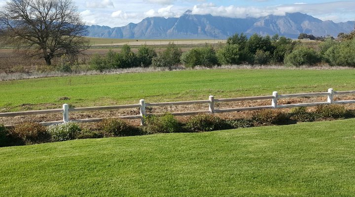 Klein Eikeboom Cottages