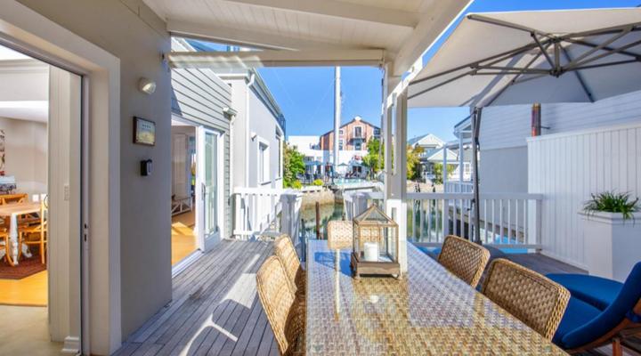 Thesen Island Holiday House