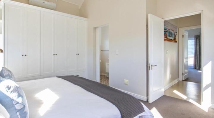 Thesen Island Holiday House