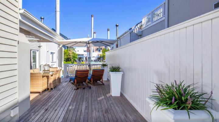 Thesen Island Holiday House