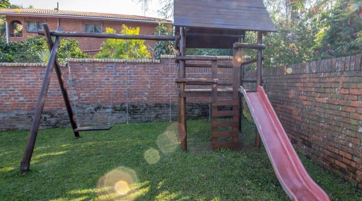 Fisherman's Flat & House