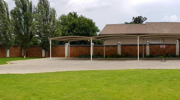 Graceland Guesthouse