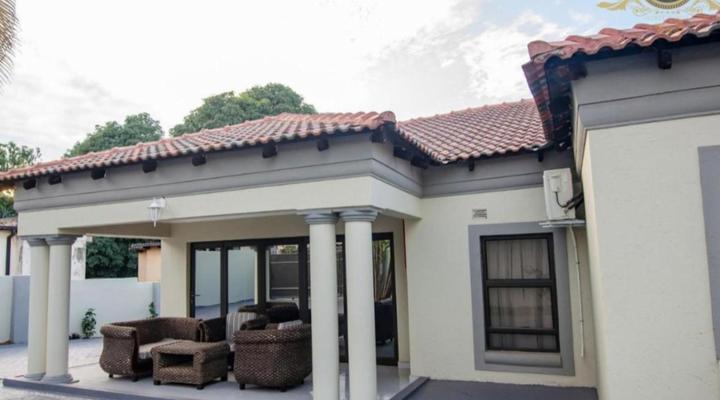 House of Sollys Guesthouse