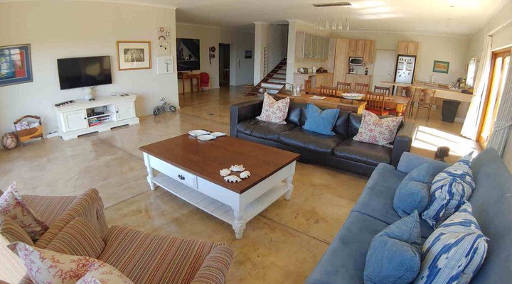 Tanya's Place, 44 Nkwazi Drive, Zinkwazi Beach
