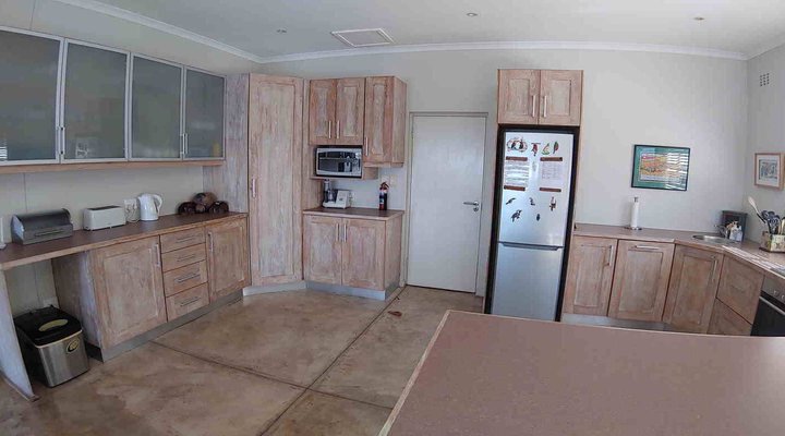 Tanya's Place, 44 Nkwazi Drive, Zinkwazi Beach