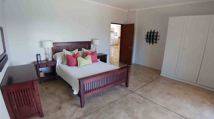 Tanya's Place, 44 Nkwazi Drive, Zinkwazi Beach