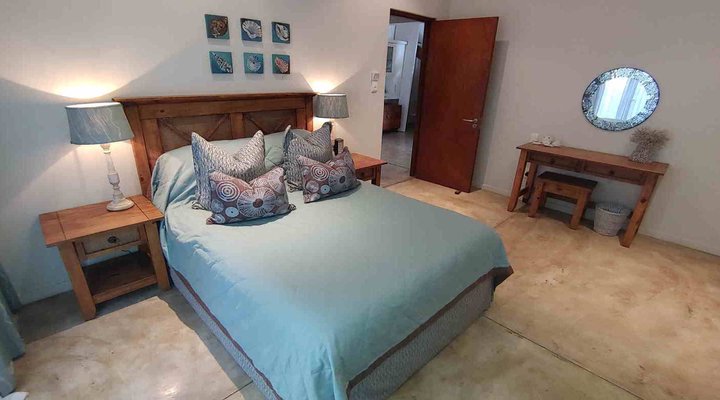 Tanya's Place, 44 Nkwazi Drive, Zinkwazi Beach