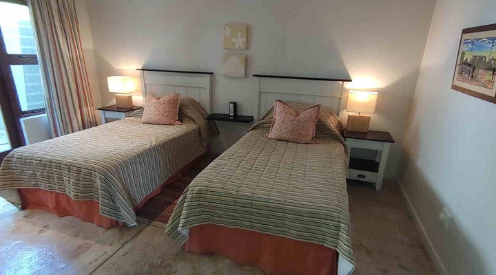 Tanya's Place, 44 Nkwazi Drive, Zinkwazi Beach