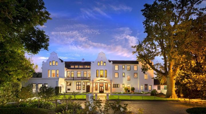 Cellars-Hohenort Hotel