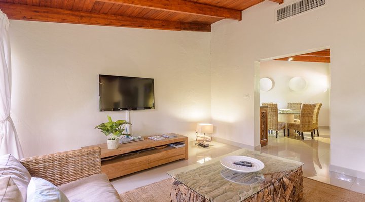 Four Bedroom Superior Villa 12101