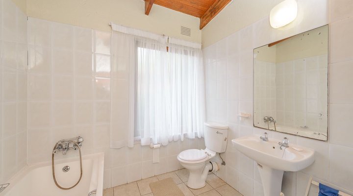 Four Bedroom Superior Villa 12101
