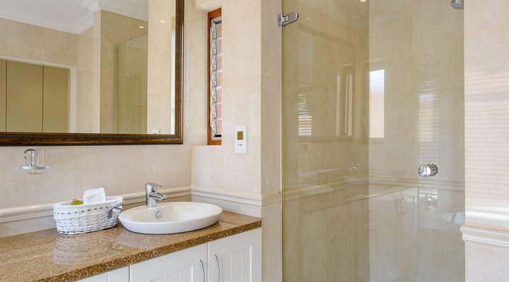 Four Bedroom Luxury Villa 5916