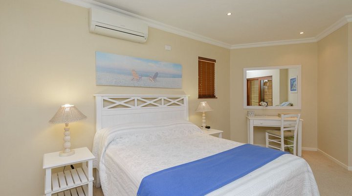 Four Bedroom Luxury Villa 5916