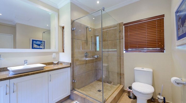 Four Bedroom Luxury Villa 5916