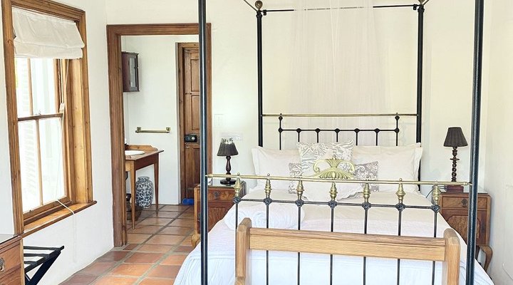 Laurel Cottage