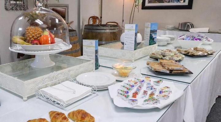 Whale Coast All-Suite-Hotel