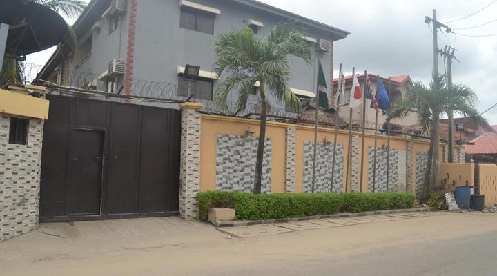 Sena Hotel and Resort