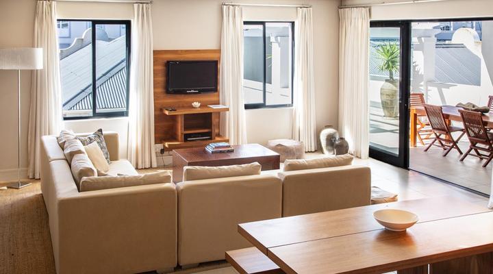 Marine Square Luxury Holiday Suites