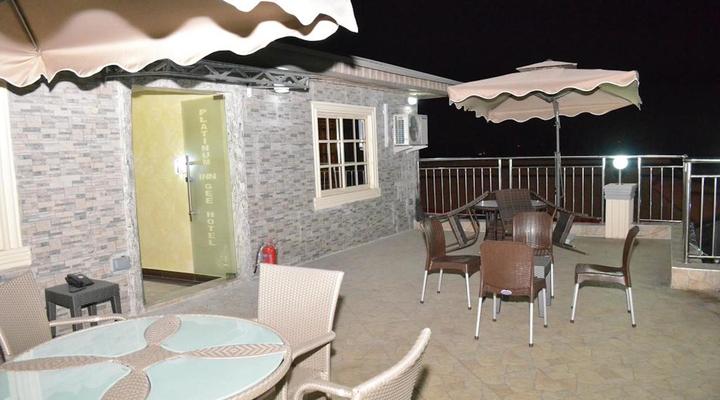 Platinum Inn Gee Hotel