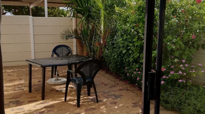 Cayman Beach House No 38