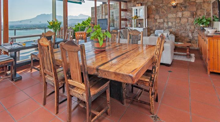 18 on Kloof Guest House 