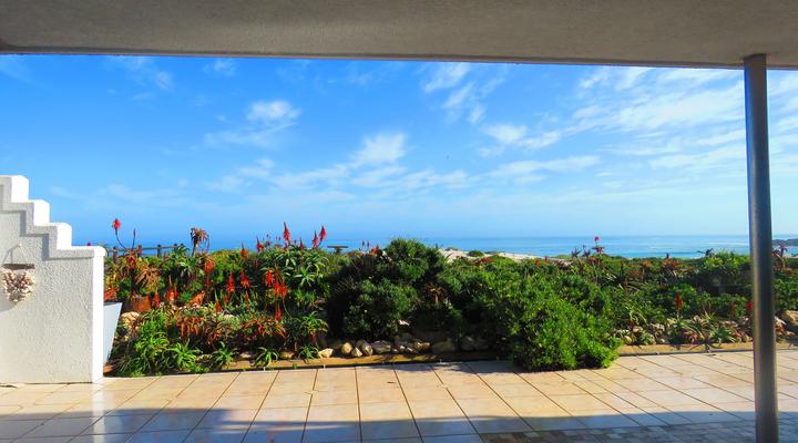 On The Beach-Seabreeze Apartment